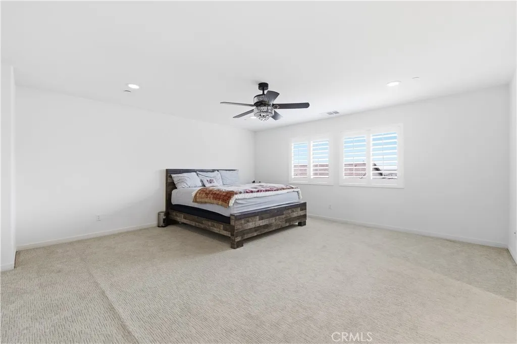 5242 Hayes Court, Fontana, California 92336 home-pic-16