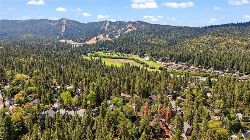 02-DJI_20250916112302_0216_D