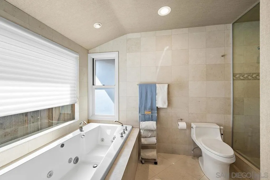 6346 Ridge Manor Avenue, San Diego, California 92120 home-pic-35