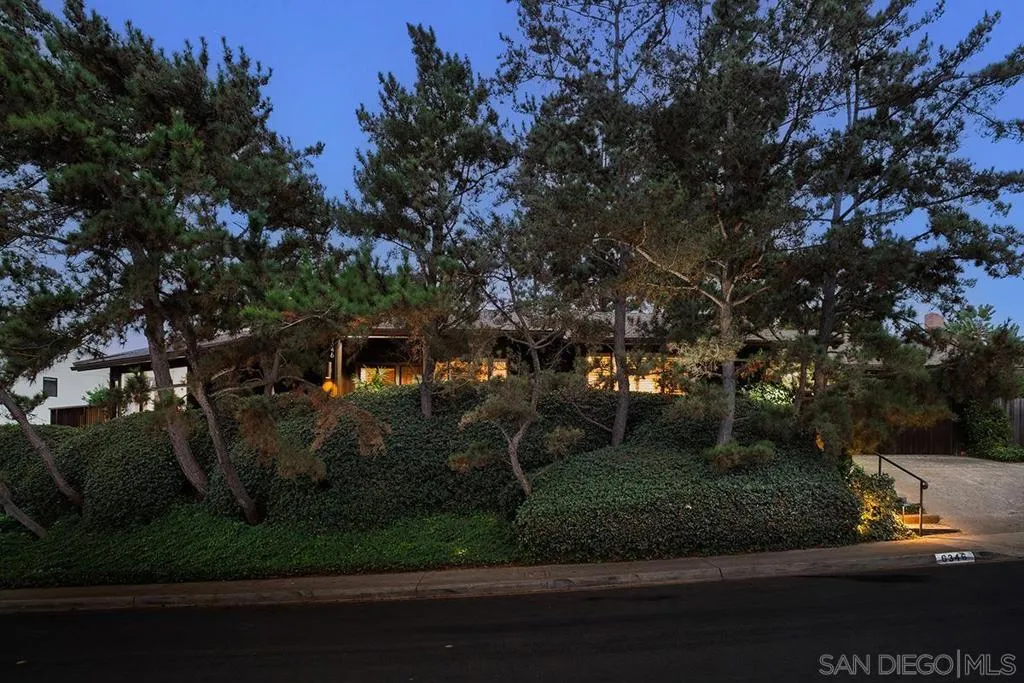 6346 Ridge Manor Avenue, San Diego, California 92120 home-pic-64