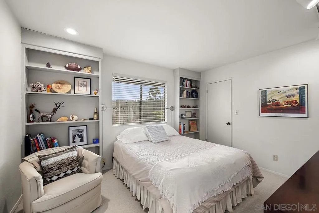 6346 Ridge Manor Avenue, San Diego, California 92120 home-pic-39