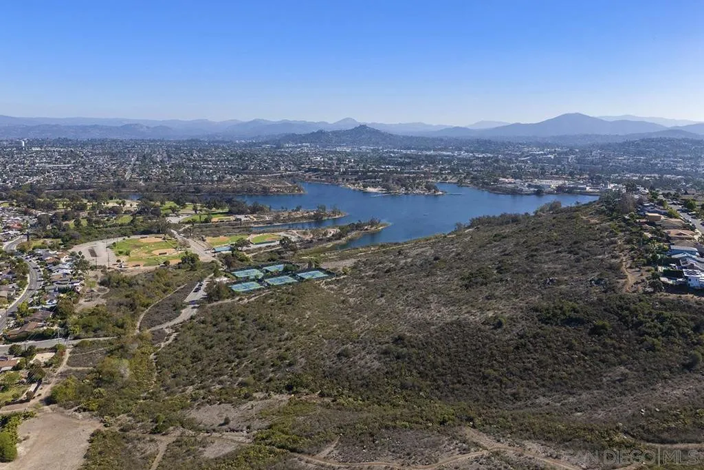 6346 Ridge Manor Avenue, San Diego, California 92120 home-pic-31
