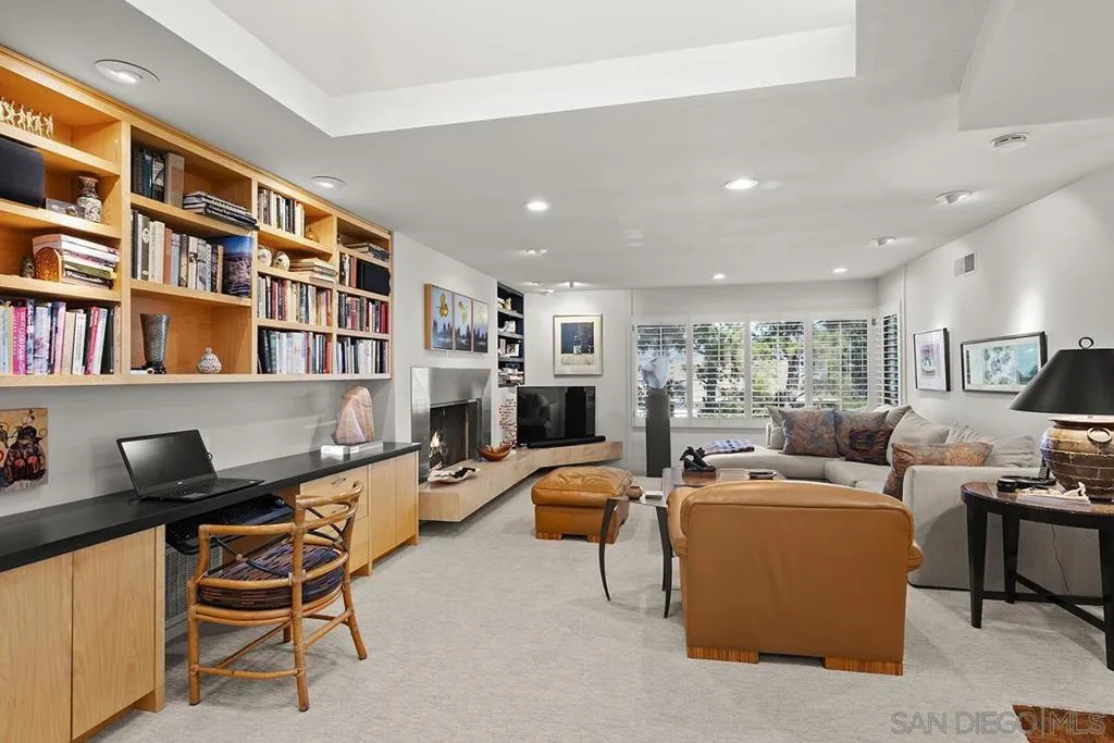 6346 Ridge Manor Avenue, San Diego, California 92120 home-pic-25