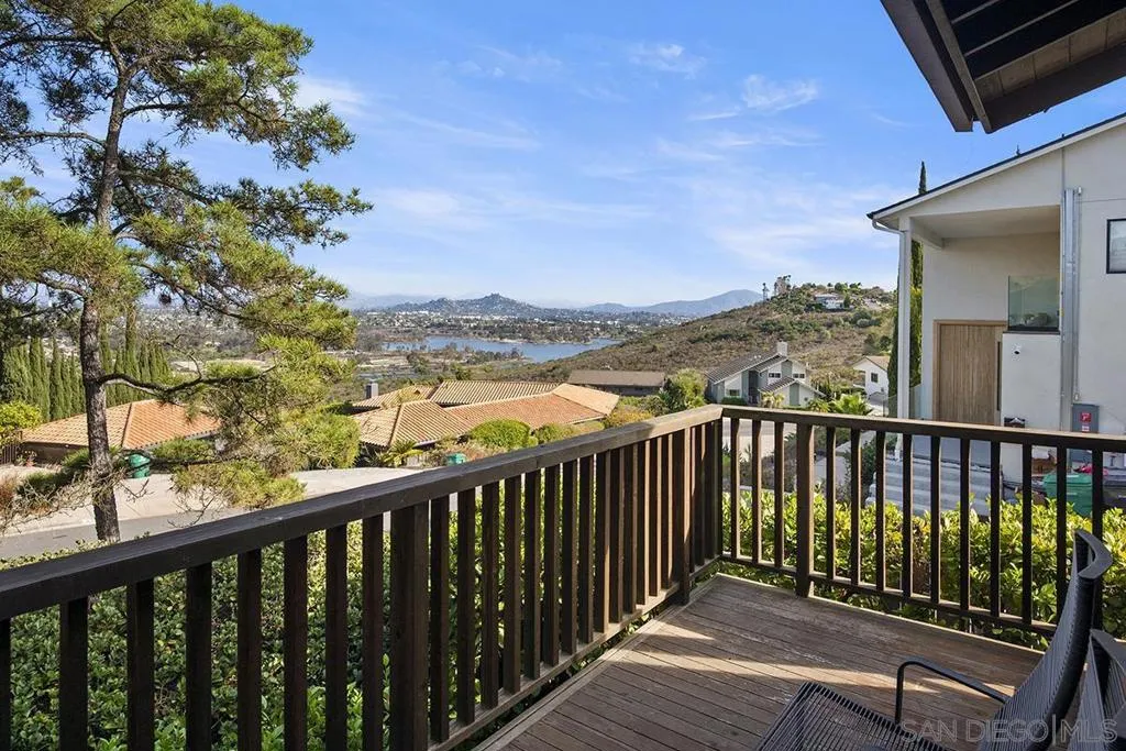 6346 Ridge Manor Avenue, San Diego, California 92120 home-pic-8