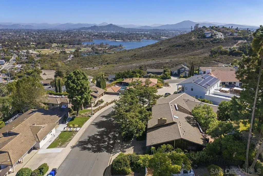 6346 Ridge Manor Avenue, San Diego, California 92120 home-pic-53