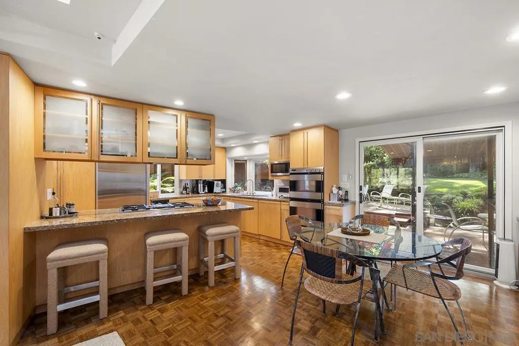 6346 Ridge Manor Avenue, San Diego, California 92120 home-pic-13