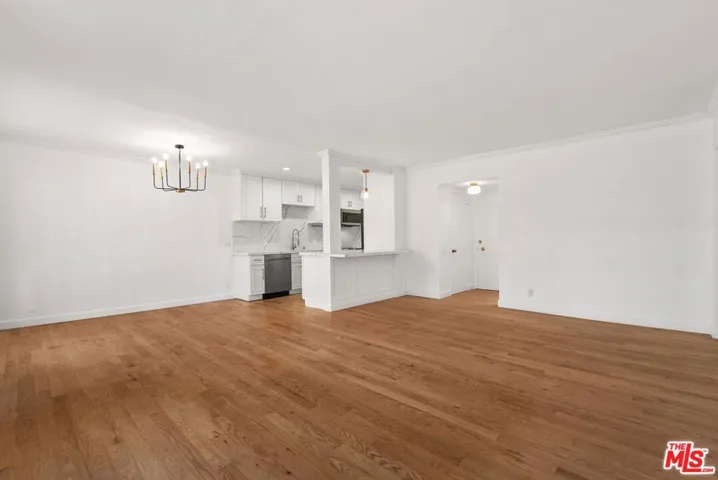 Living /Dining Area