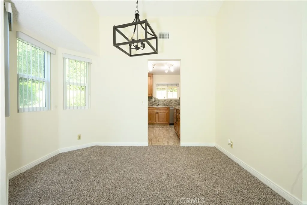 2350 N Beechwood, Rialto, California 92377 home-pic-8
