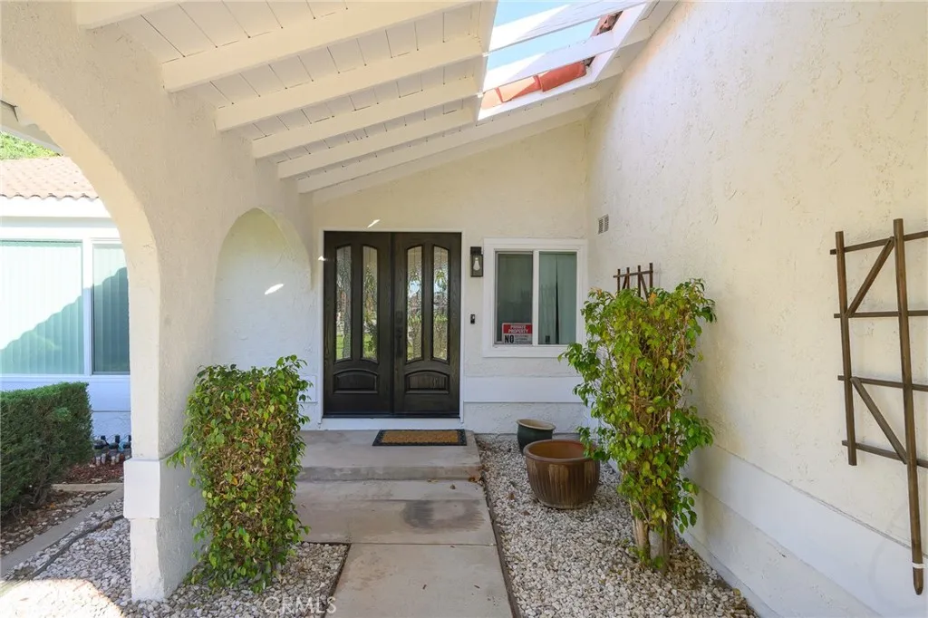 2350 N Beechwood, Rialto, California 92377 home-pic-4