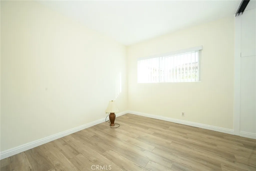 2350 N Beechwood, Rialto, California 92377 home-pic-22