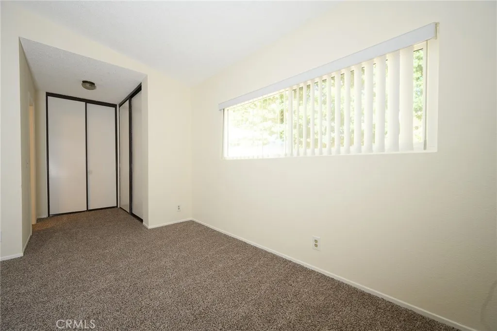2350 N Beechwood, Rialto, California 92377 home-pic-19