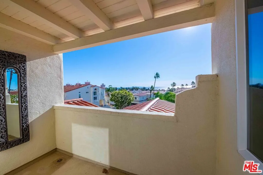6465 Zuma View Place 161, Malibu, California 90265 home-pic-26