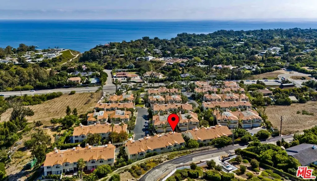 6465 Zuma View Place 161, Malibu, California 90265 home-pic-39