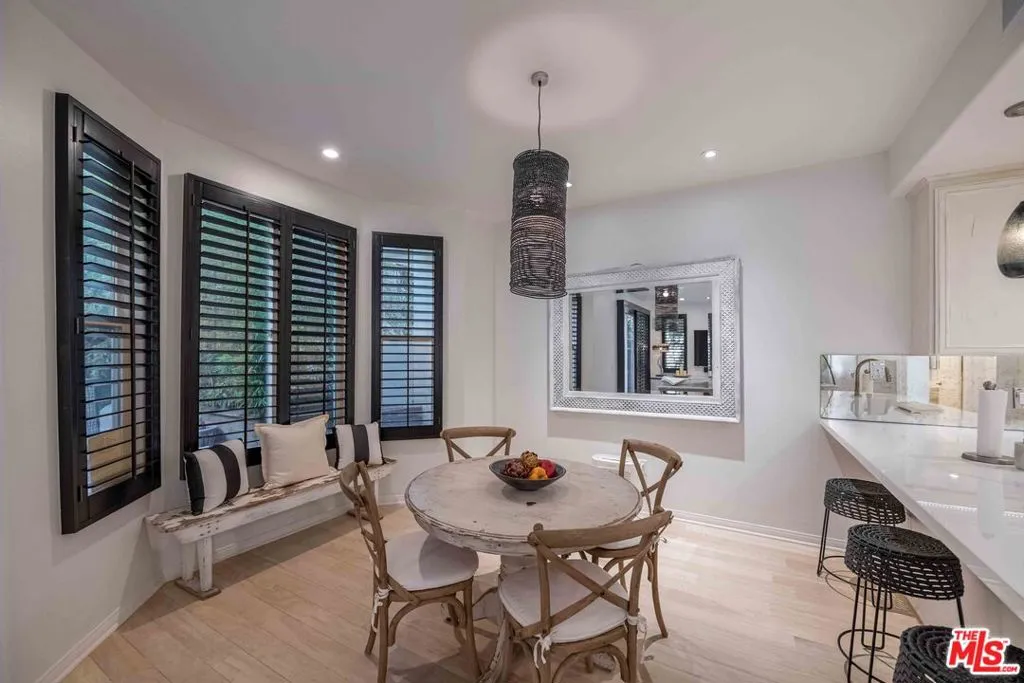 6465 Zuma View Place 161, Malibu, California 90265 home-pic-12