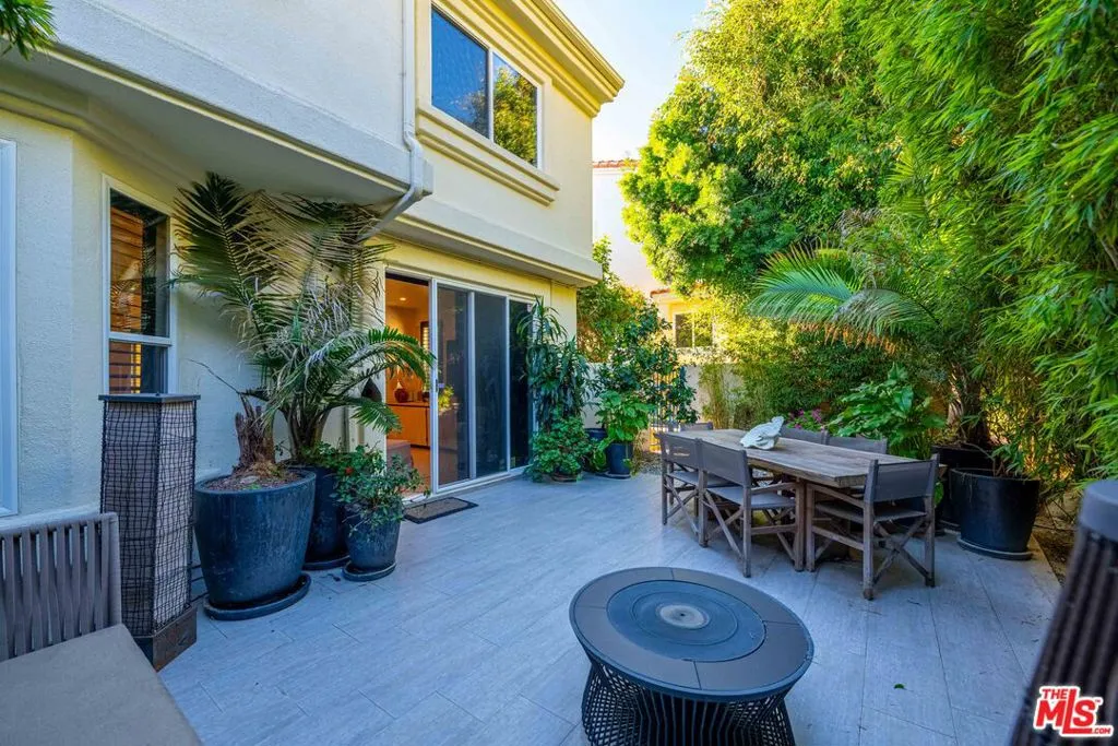 6465 Zuma View Place 161, Malibu, California 90265 home-pic-18