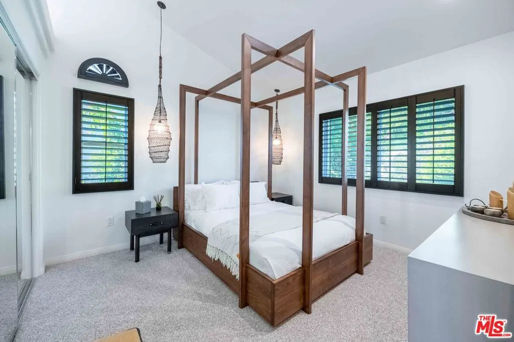 6465 Zuma View Place 161, Malibu, California 90265 home-pic-31