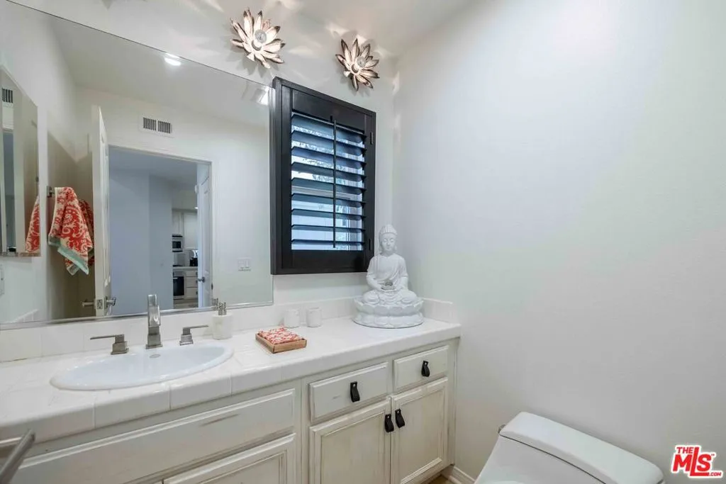 6465 Zuma View Place 161, Malibu, California 90265 home-pic-19