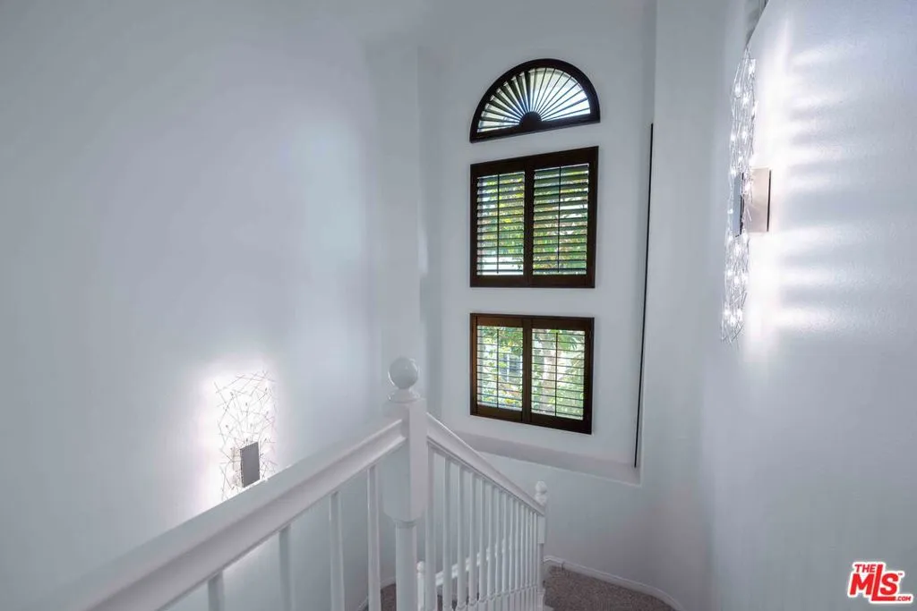 6465 Zuma View Place 161, Malibu, California 90265 home-pic-20