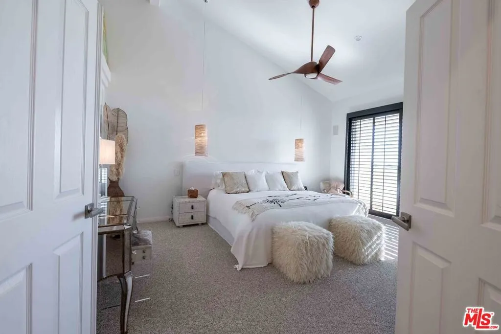 6465 Zuma View Place 161, Malibu, California 90265 home-pic-21