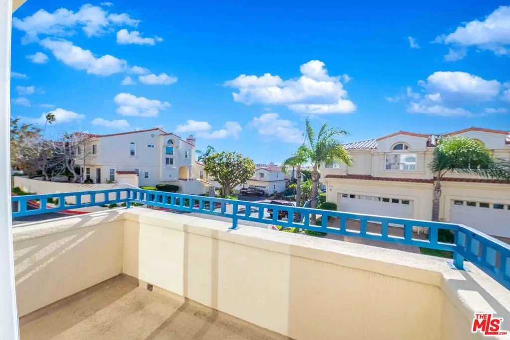 6465 Zuma View Place 161, Malibu, California 90265 home-pic-7