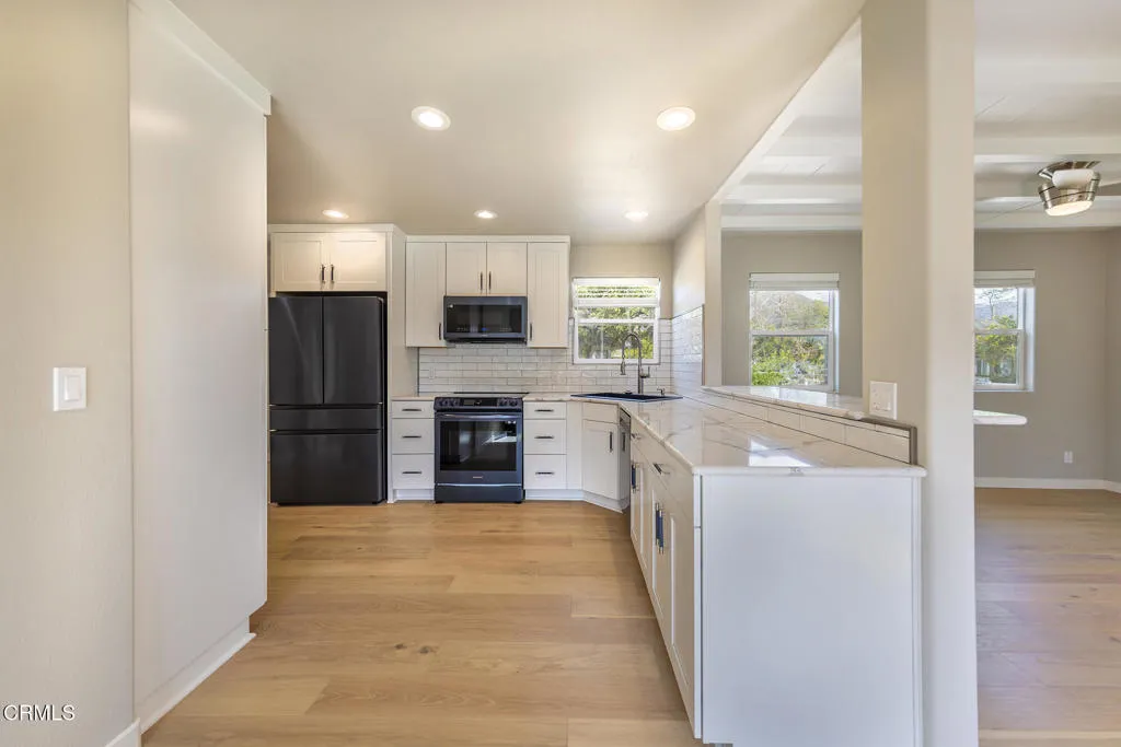 171 S Pueblo Avenue, Ojai, California 93023 home-pic-6
