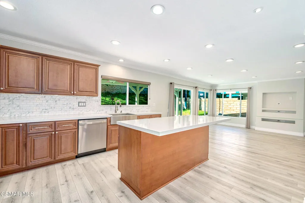 855 Triunfo Canyon Road, Westlake Village, California 91361 home-pic-17