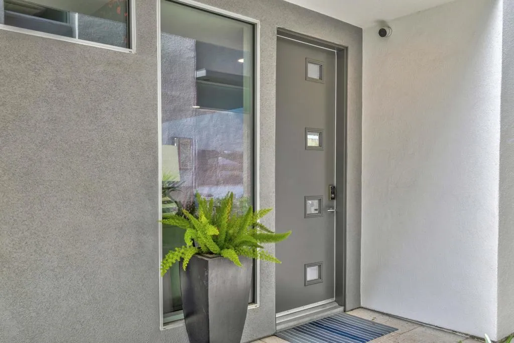 344 Goleta Way, Palm Springs, California 92264 home-pic-4