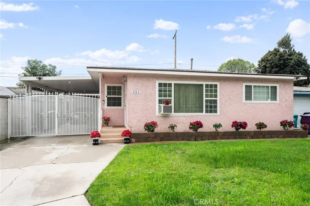 352 E 49th, Long Beach, California 90805 home-pic-1