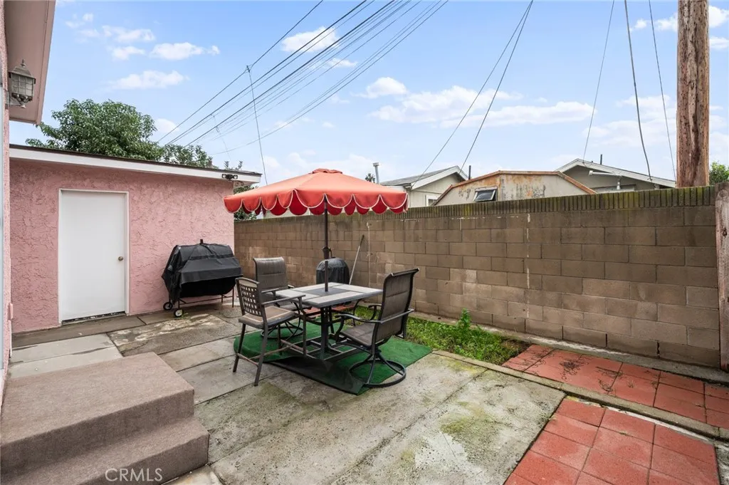 352 E 49th, Long Beach, California 90805 home-pic-19