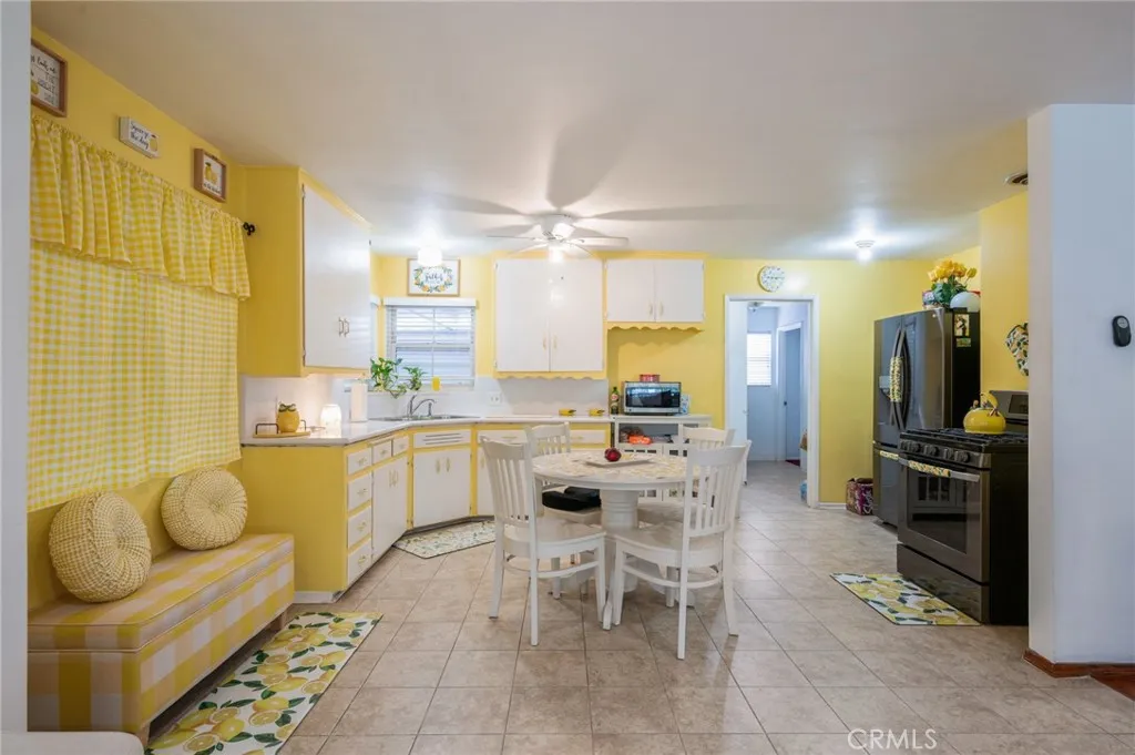 352 E 49th, Long Beach, California 90805 home-pic-5