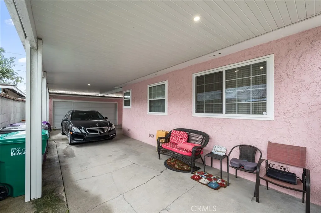352 E 49th, Long Beach, California 90805 home-pic-21
