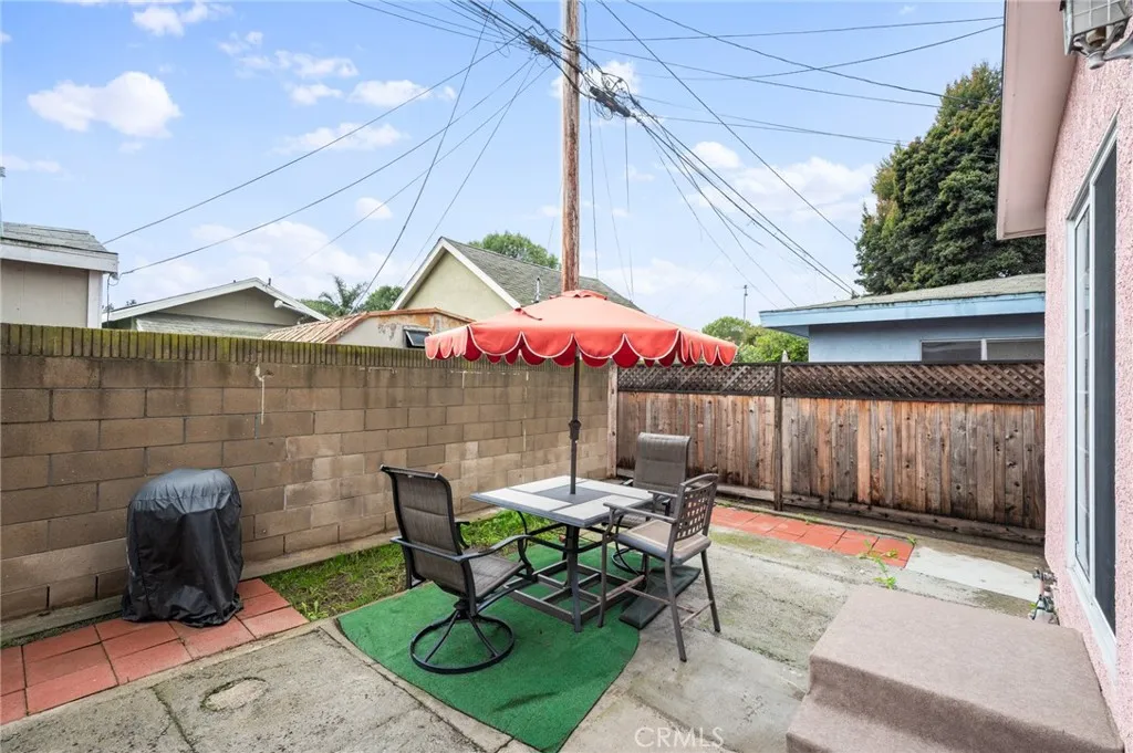 352 E 49th, Long Beach, California 90805 home-pic-18