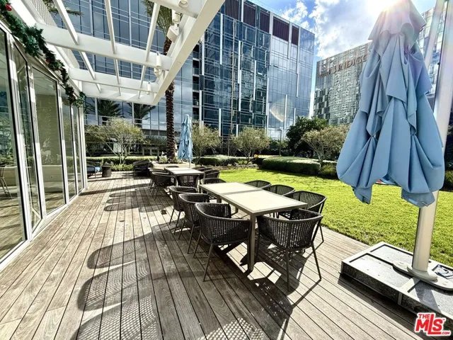 877 Francisco Street 3111, Los Angeles, California 90017