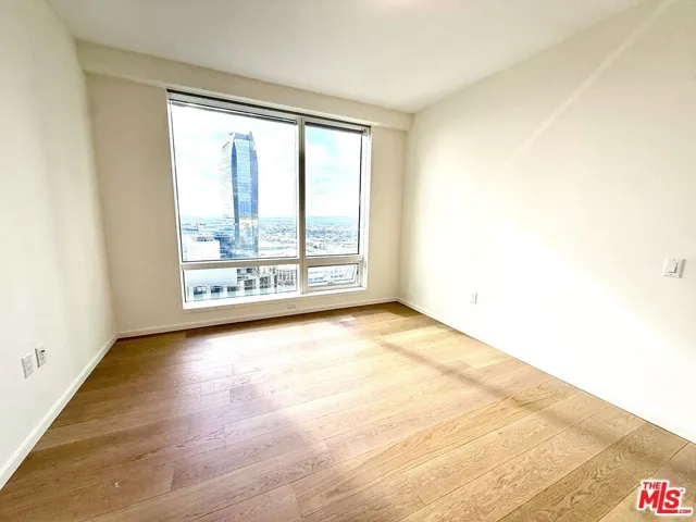 877 Francisco Street 3111, Los Angeles, California 90017