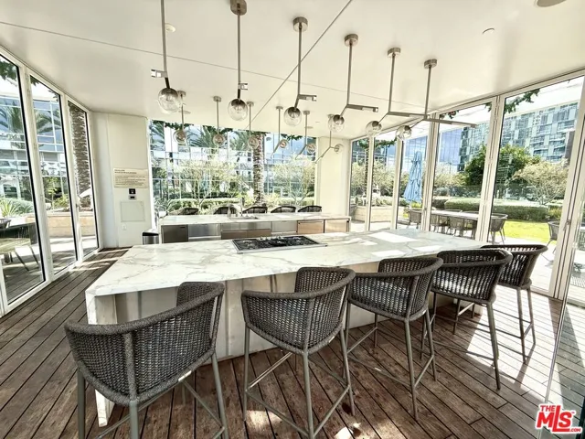 877 Francisco Street 3111, Los Angeles, California 90017