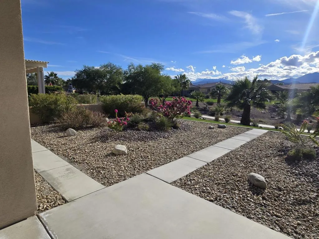 67343 Zuni Court, Cathedral City, California 92234 home-pic-31