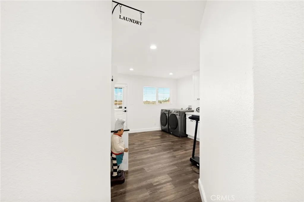 17528 Danbury, Hesperia, California 92345 home-pic-41