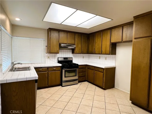 2123 Elberglen Drive, Hacienda Heights, California 91745