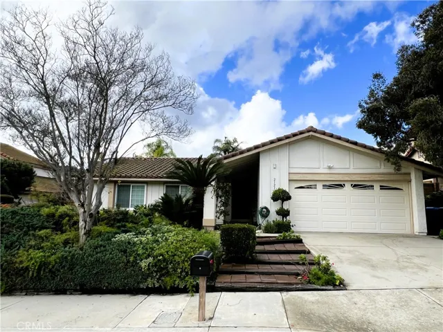 2123 Elberglen Drive, Hacienda Heights, California 91745