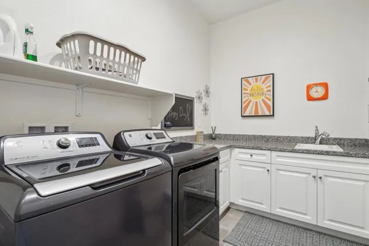 20-web-or-mls-Havasu Falls Dr-0105-020