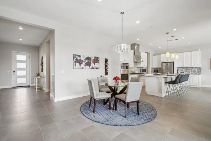 13-web-or-mls-Havasu Falls Dr-0105-013