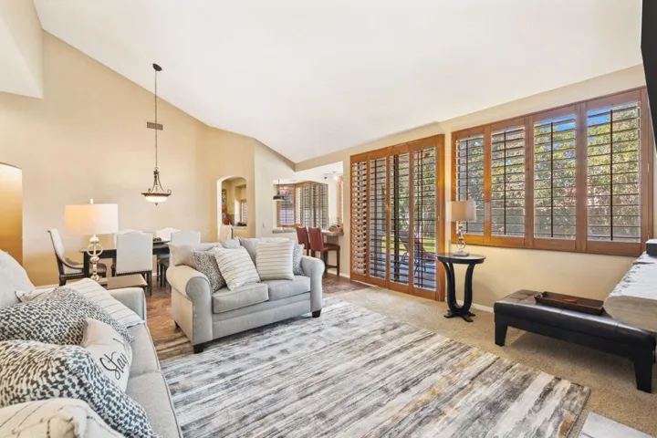 14-web-or-mls-8M4A8246