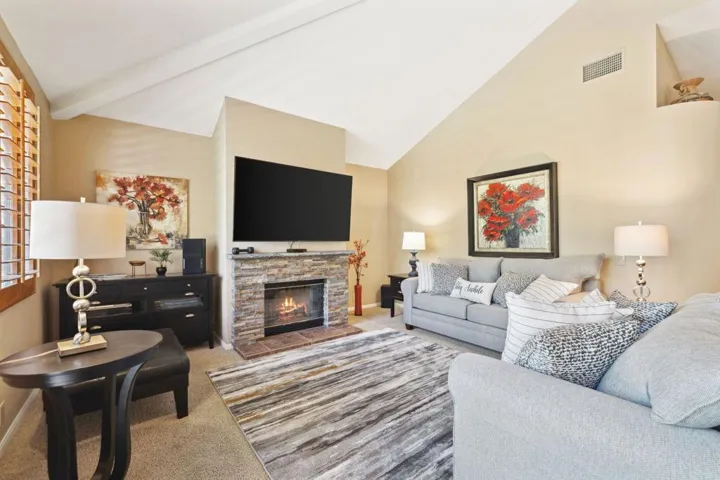 1-web-or-mls-8M4A8234