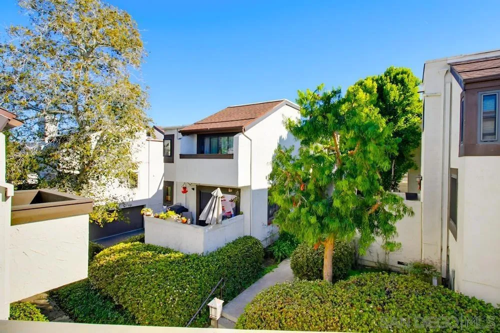2234 Caminito Pajarito 120, San Diego, California 92107 home-pic-34