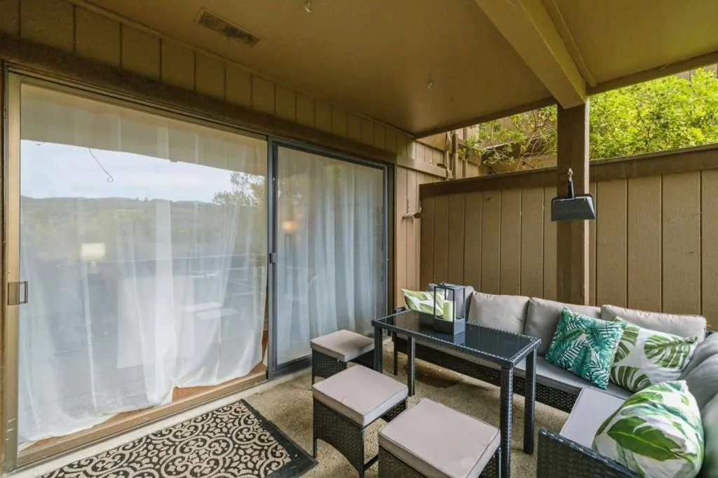 3387 Brittan Avenue 2, San Carlos, California 94070 home-pic-26