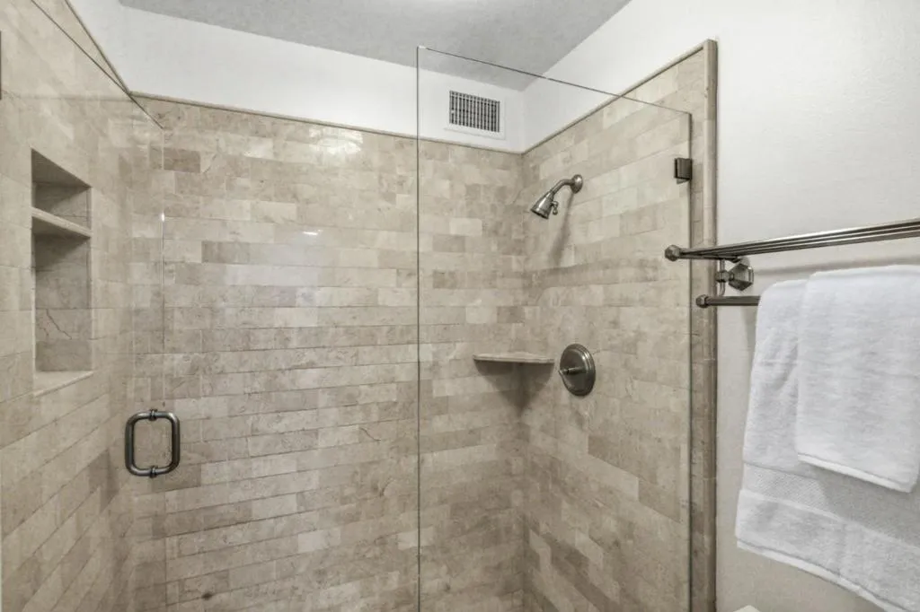 3387 Brittan Avenue 2, San Carlos, California 94070 home-pic-21