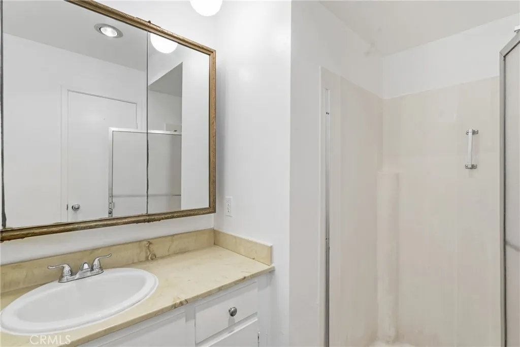 545 Chestnut 116, Long Beach, California 90802 home-pic-11