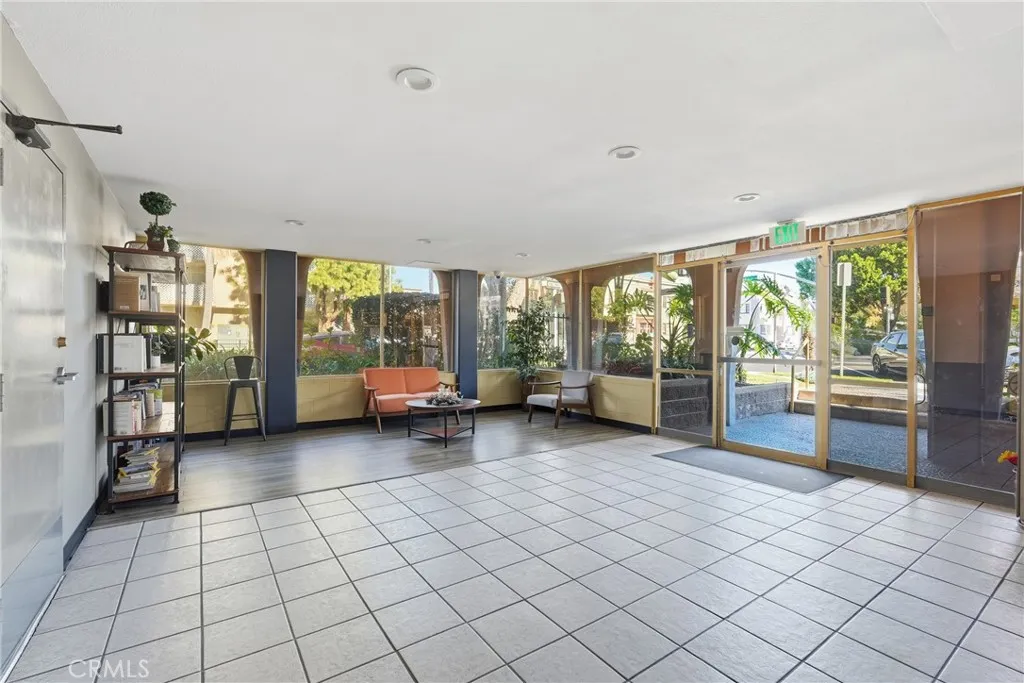 545 Chestnut 116, Long Beach, California 90802 home-pic-13