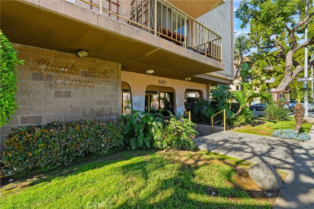 545 Chestnut 116, Long Beach, California 90802 home-pic-1