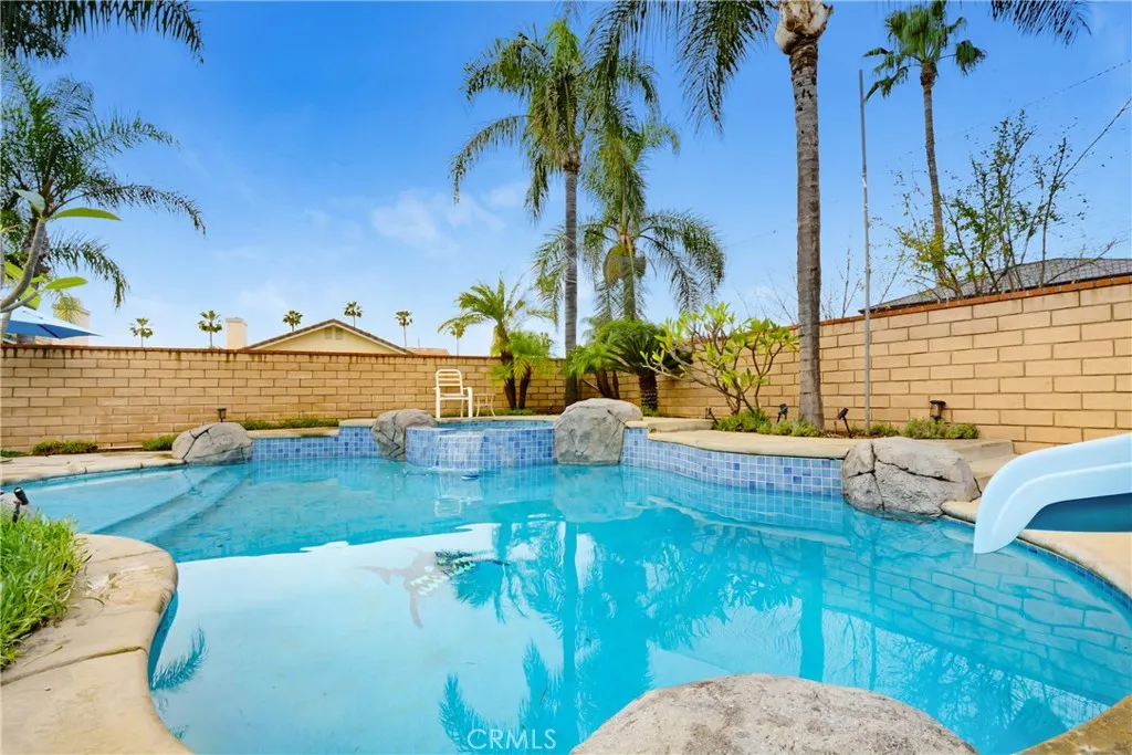 13745 San Gabriel Court, Fontana, California 92336 home-pic-28